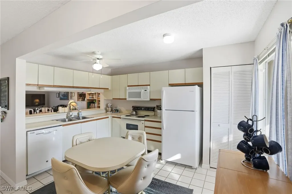 3021 Sandpiper Bay Circle Naples FL 34112