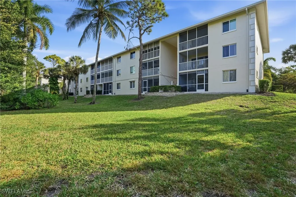 3021 Sandpiper Bay Circle Naples FL 34112