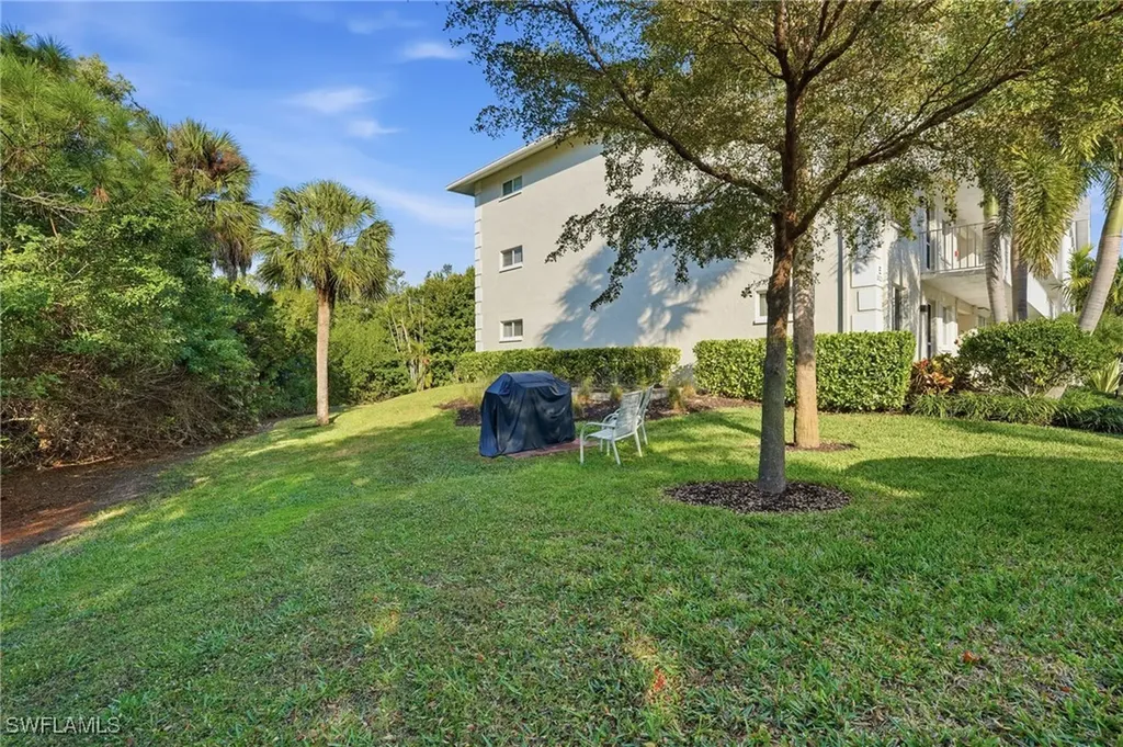 3021 Sandpiper Bay Circle Naples FL 34112
