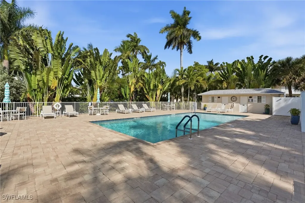 3021 Sandpiper Bay Circle Naples FL 34112
