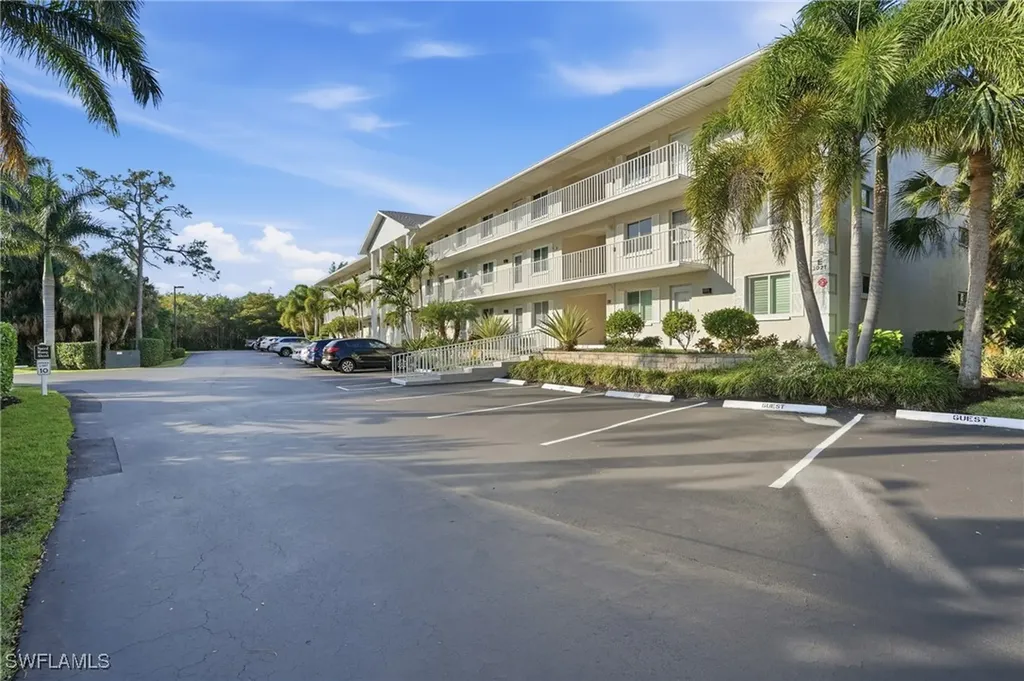 3021 Sandpiper Bay Circle Naples FL 34112