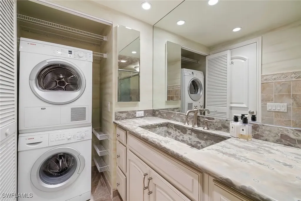 4001 Gulf Shore Boulevard N Naples FL 34103