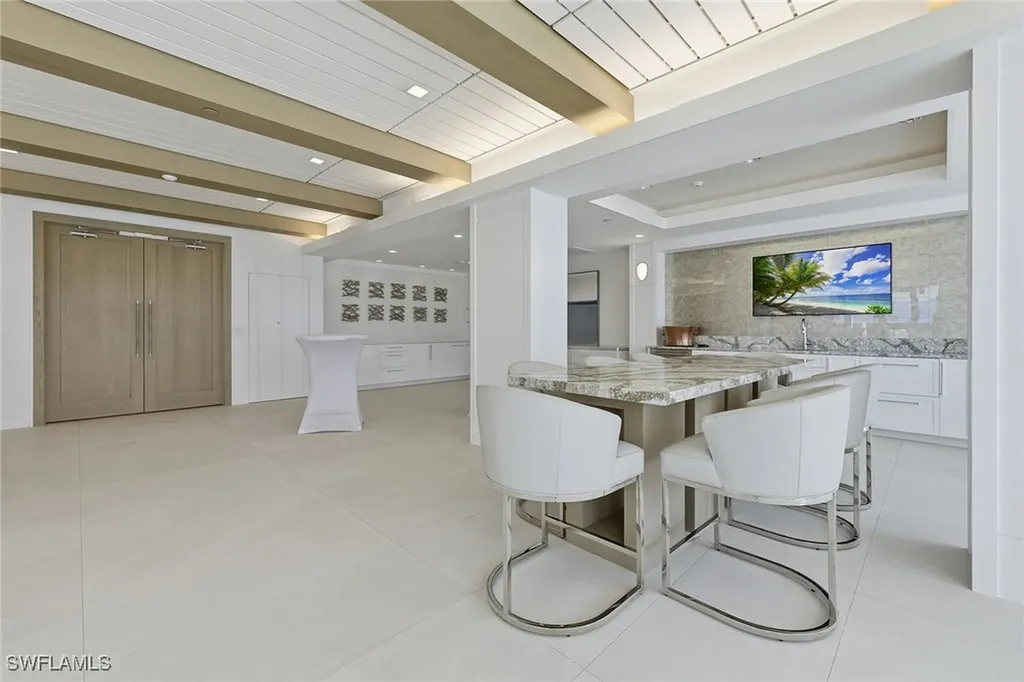 4001 Gulf Shore Boulevard N Naples FL 34103