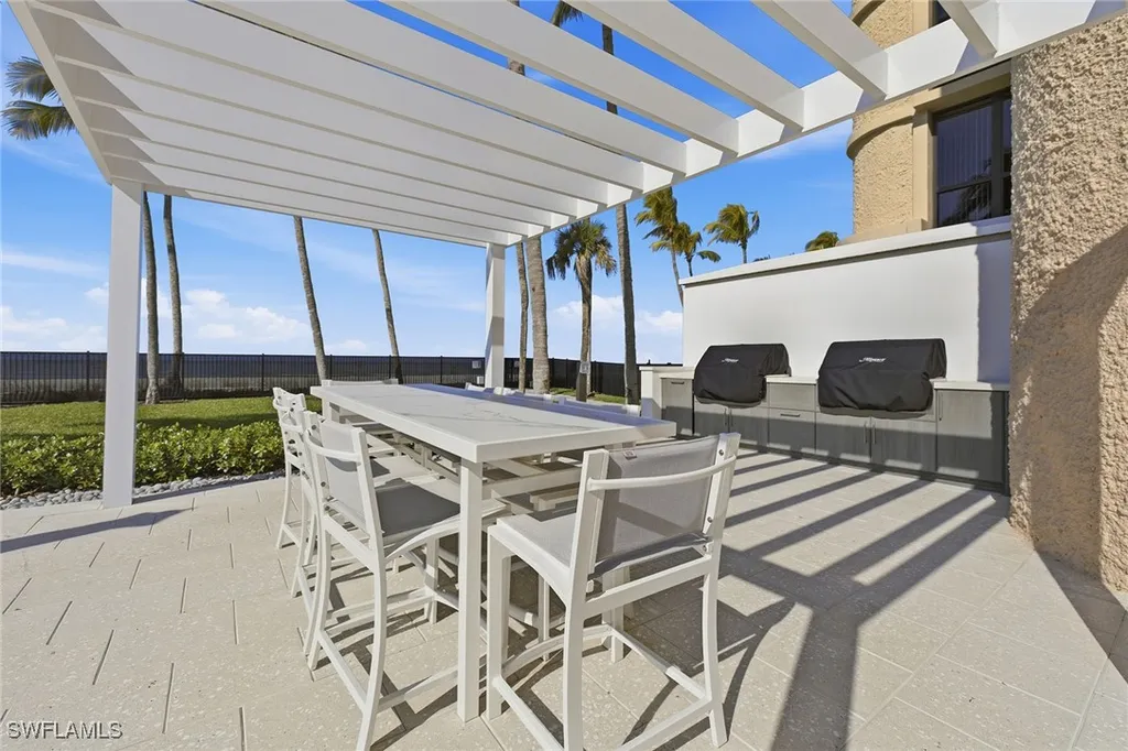 4001 Gulf Shore Boulevard N Naples FL 34103