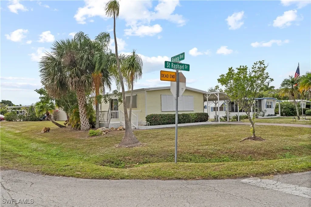 17 Saint Raphael Drive Naples FL 34112