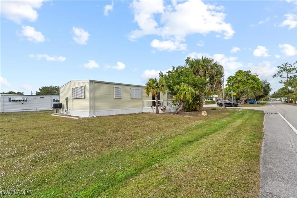 17 Saint Raphael Drive Naples FL 34112