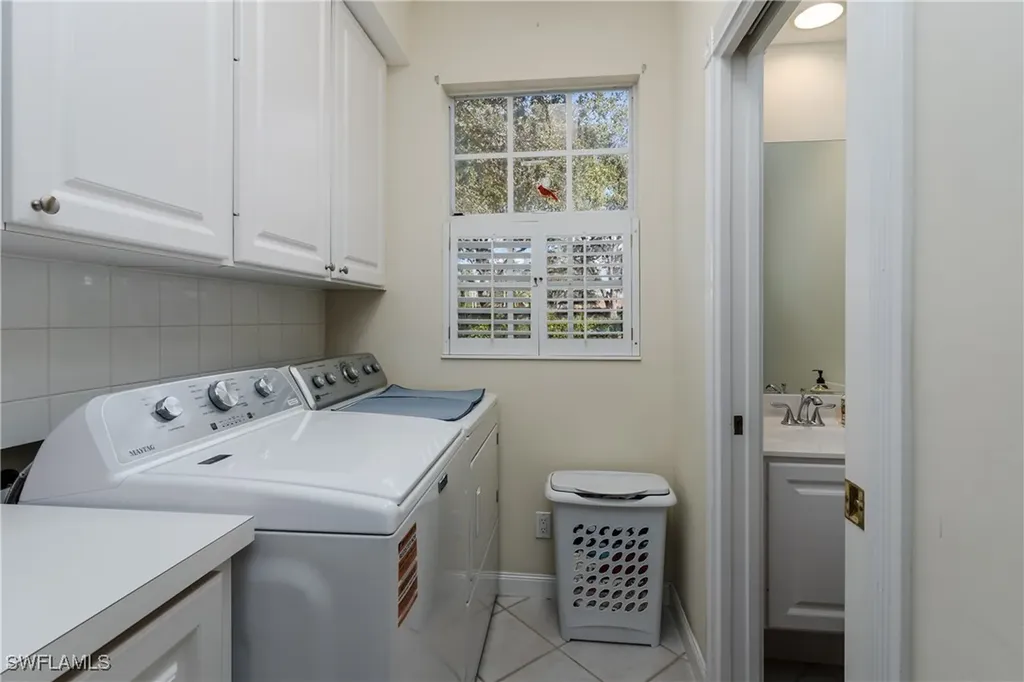 5353 Cove Circle Naples FL 34119