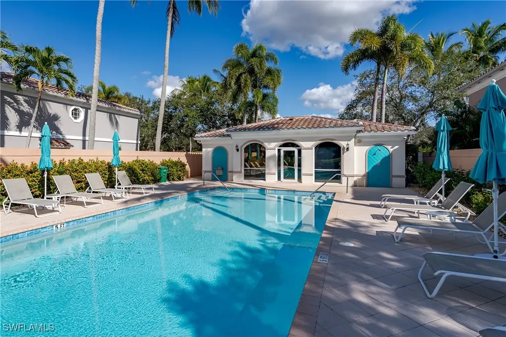 5353 Cove Circle Naples FL 34119