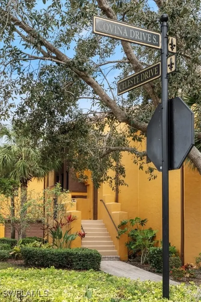 9091 Covina Drive S Naples FL 34113