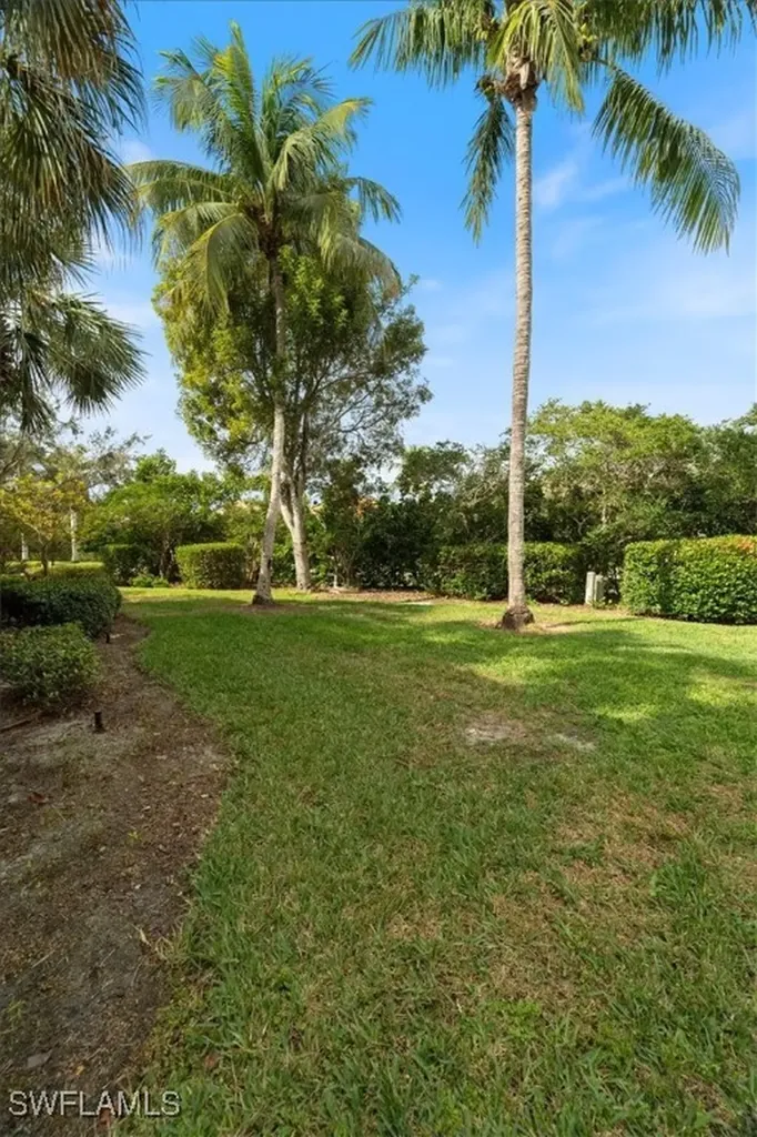 9091 Covina Drive S Naples FL 34113