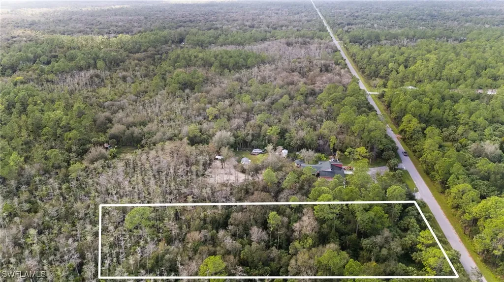 4870 30th Avenue SE Naples FL 34117