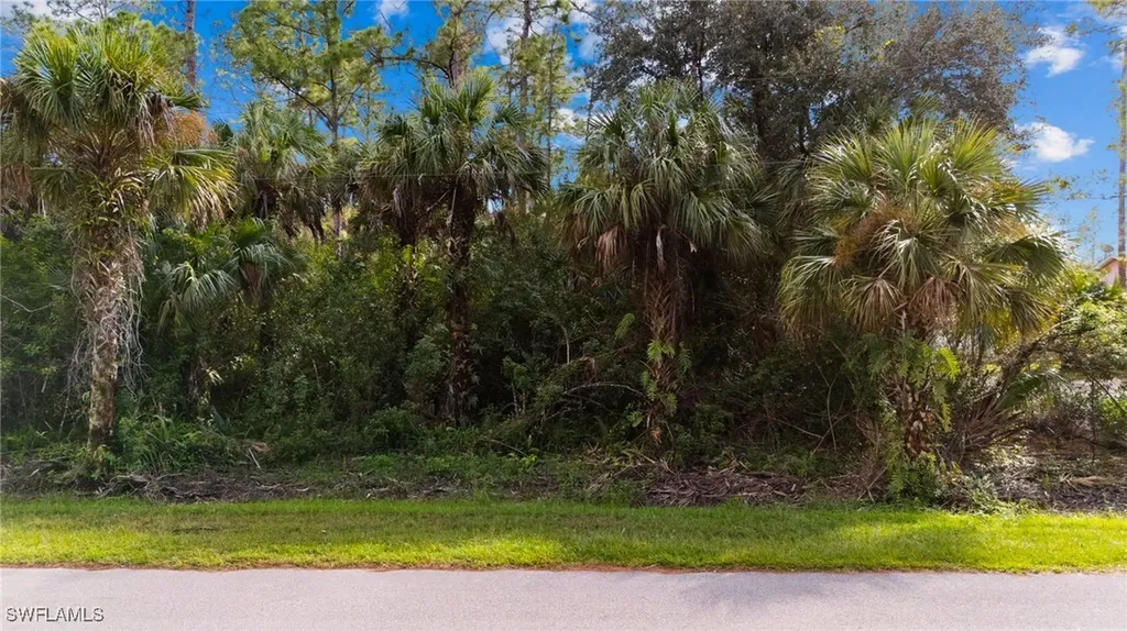 4870 30th Avenue SE Naples FL 34117