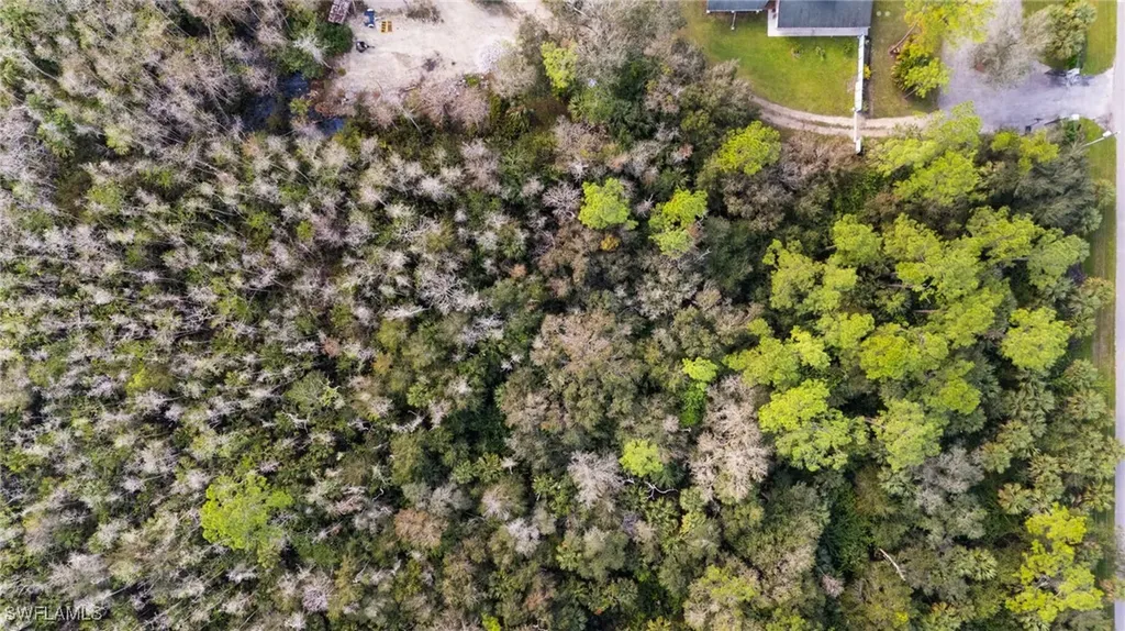 4870 30th Avenue SE Naples FL 34117
