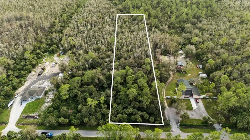 4870 30th Avenue SE Naples FL 34117