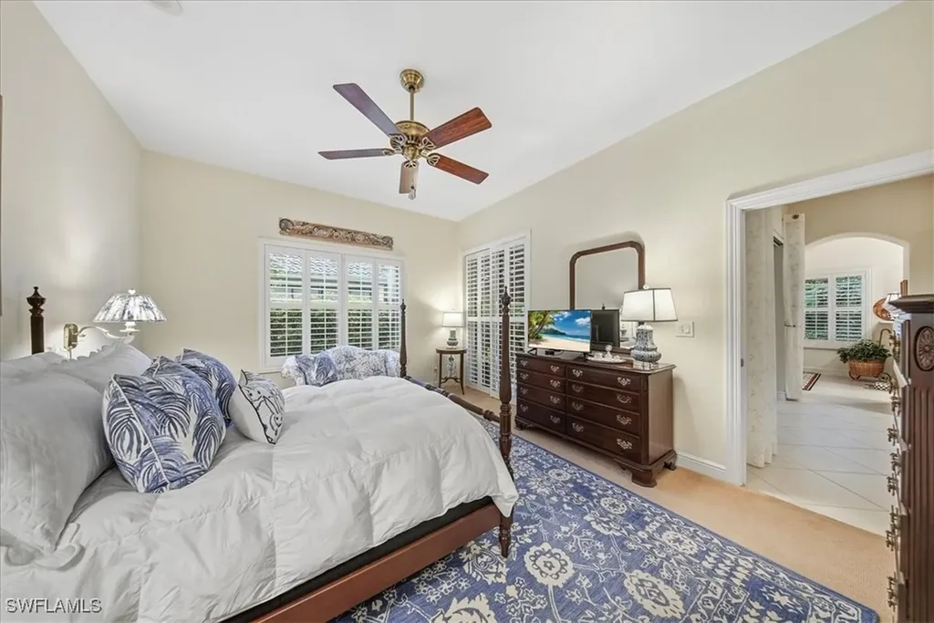 809 Vistana Circle Naples FL 34119