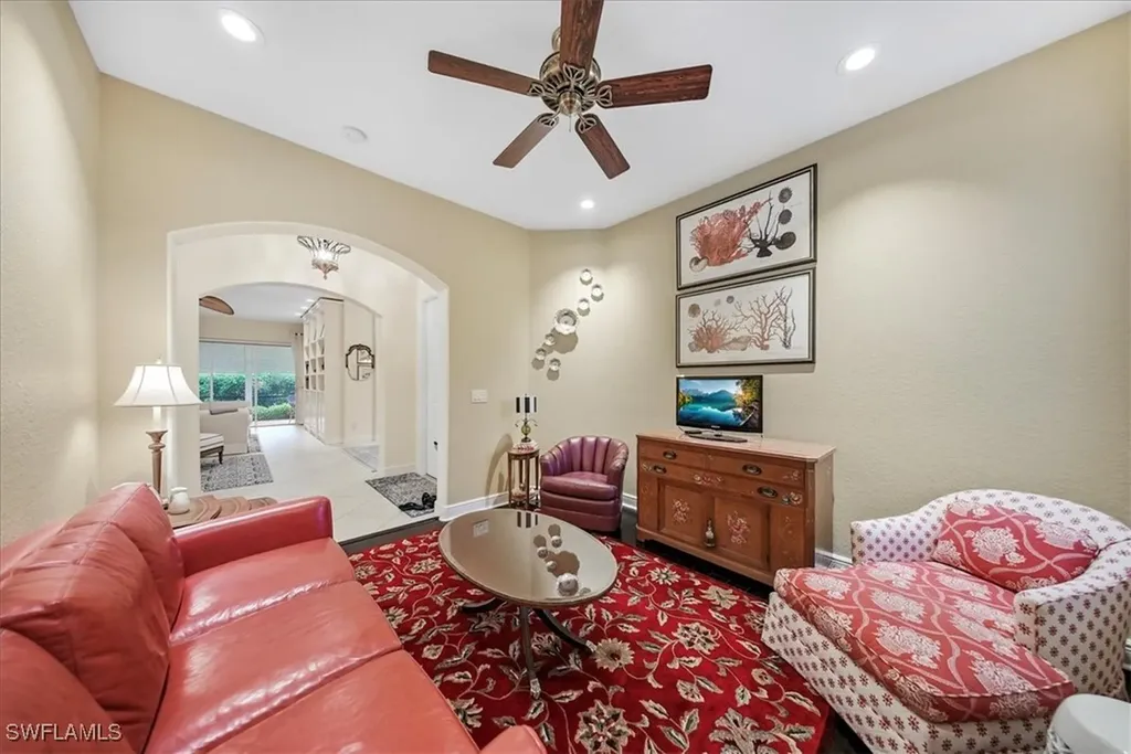 809 Vistana Circle Naples FL 34119