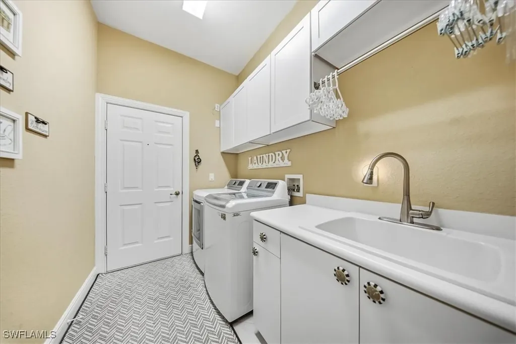 809 Vistana Circle Naples FL 34119