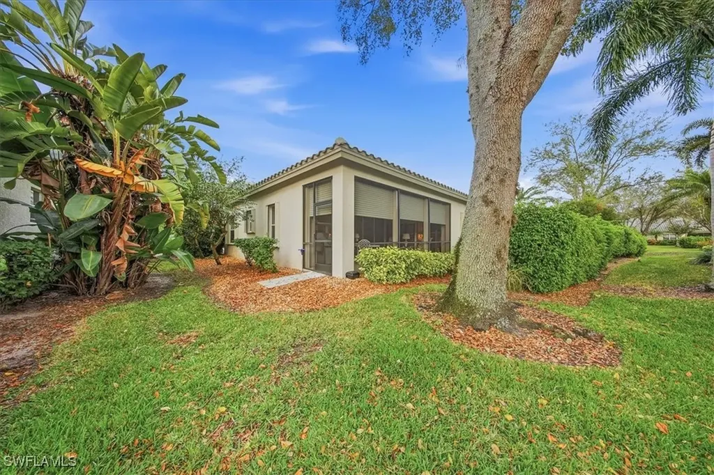 809 Vistana Circle Naples FL 34119