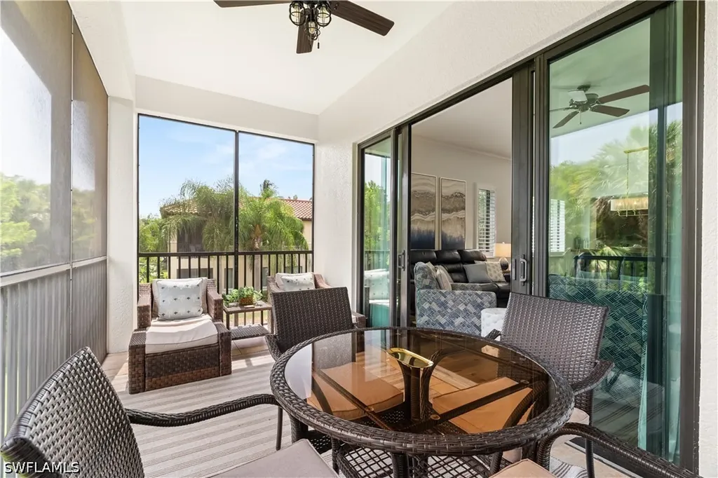 1045 Sandpiper Street Naples FL 34102