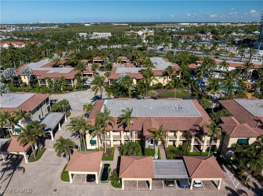 1045 Sandpiper Street Naples FL 34102