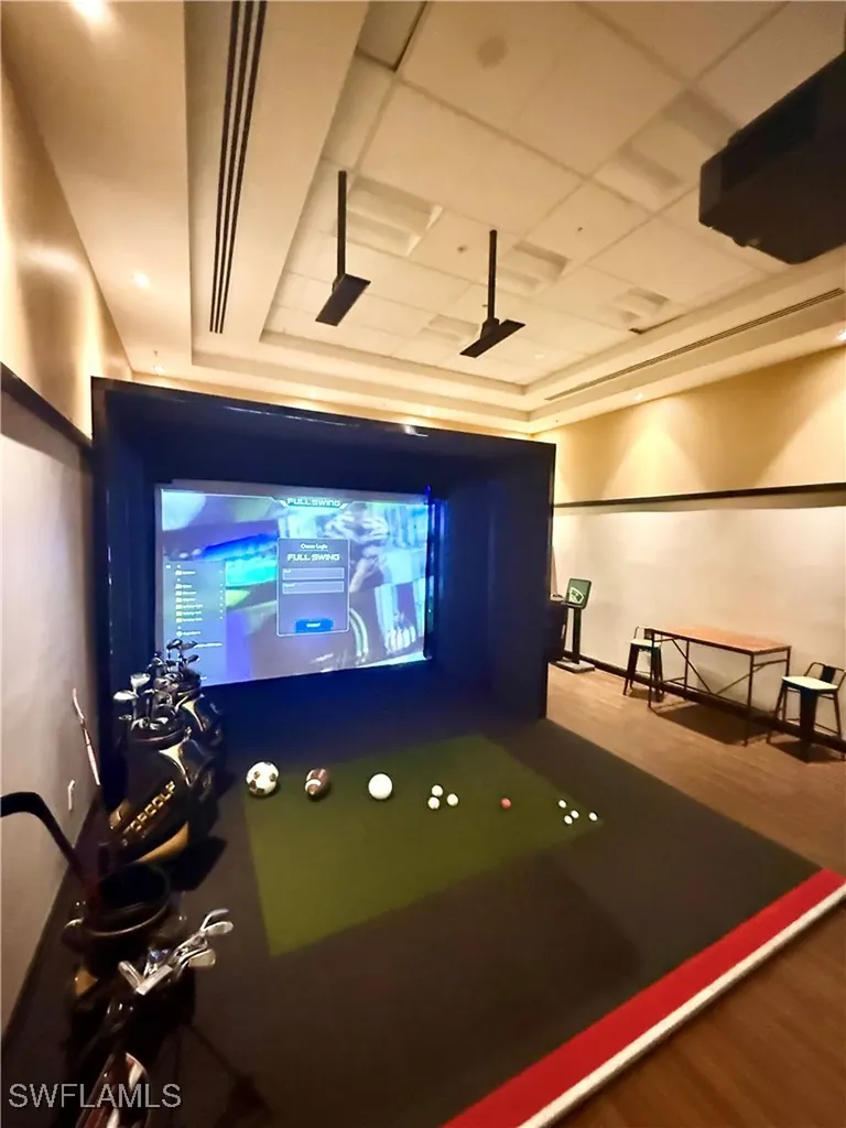 1045 Sandpiper Street Naples FL 34102