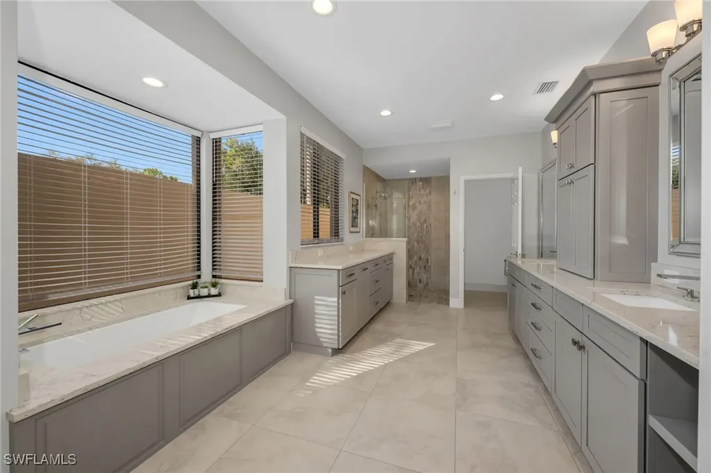 4556 Pond Apple Drive N Naples FL 34119