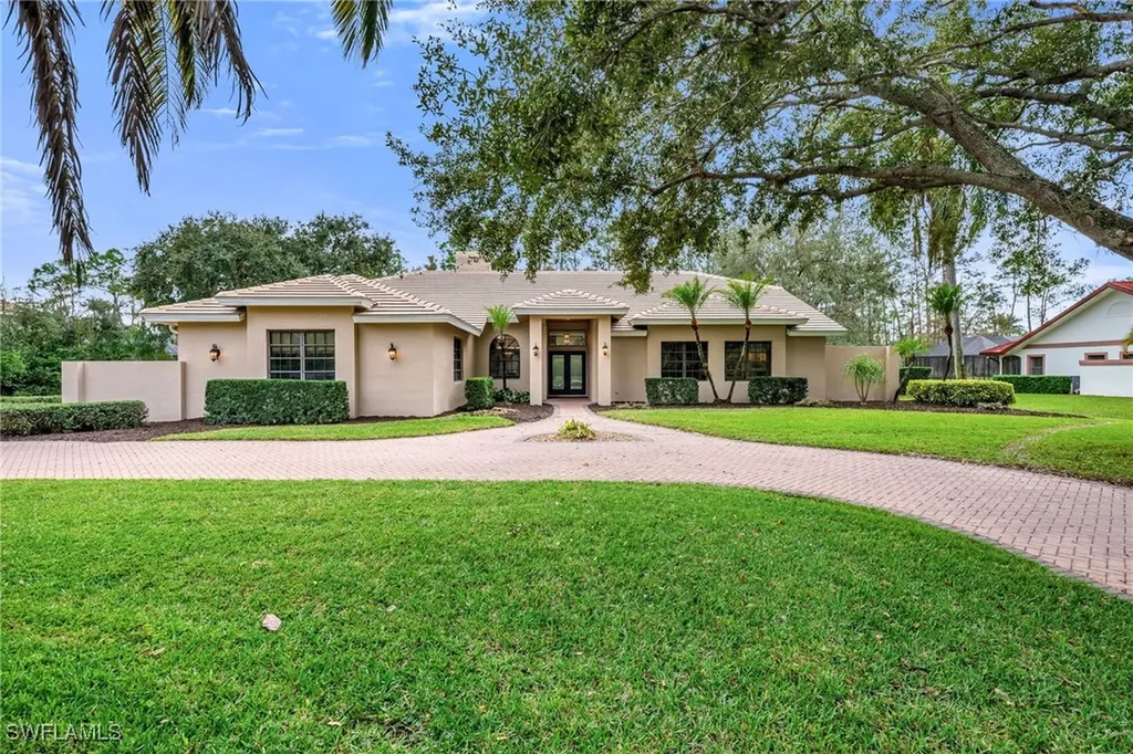 4556 Pond Apple Drive N Naples FL 34119