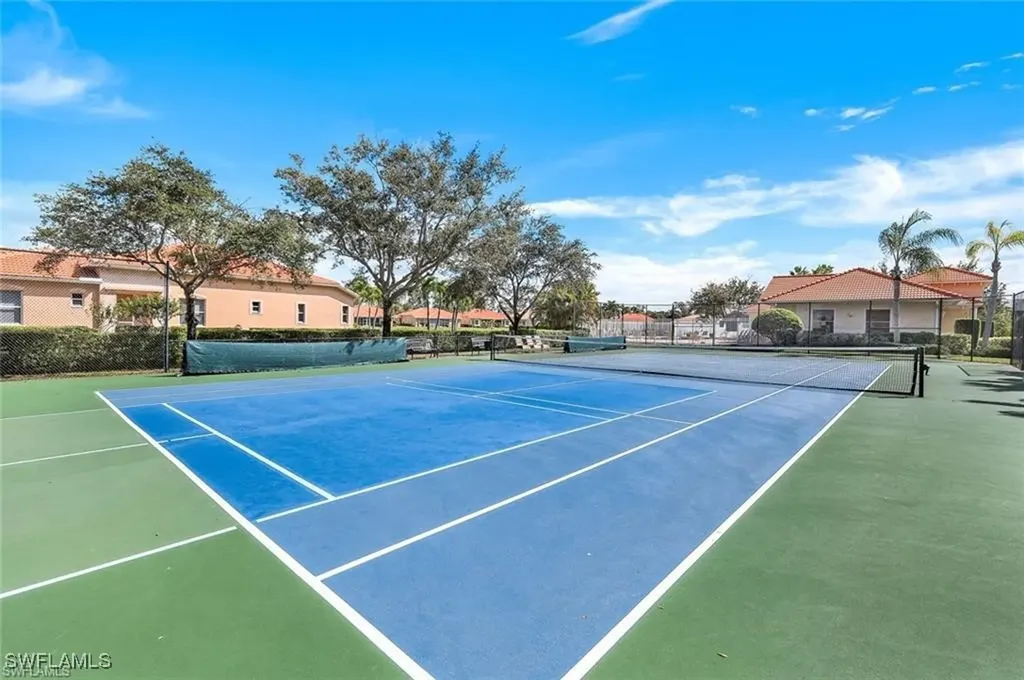 8120 Sanctuary Drive Naples FL 34104