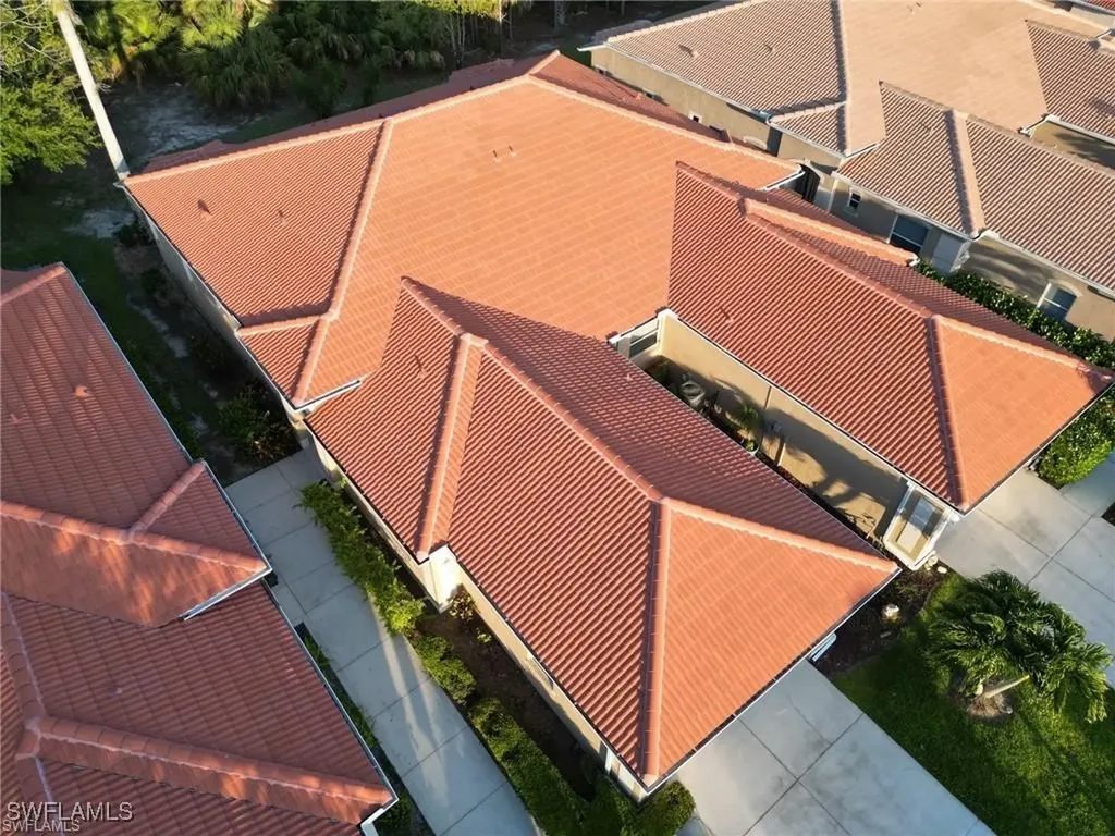 8120 Sanctuary Drive Naples FL 34104