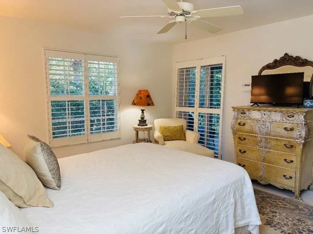 841 Tanbark Drive Naples FL 34108