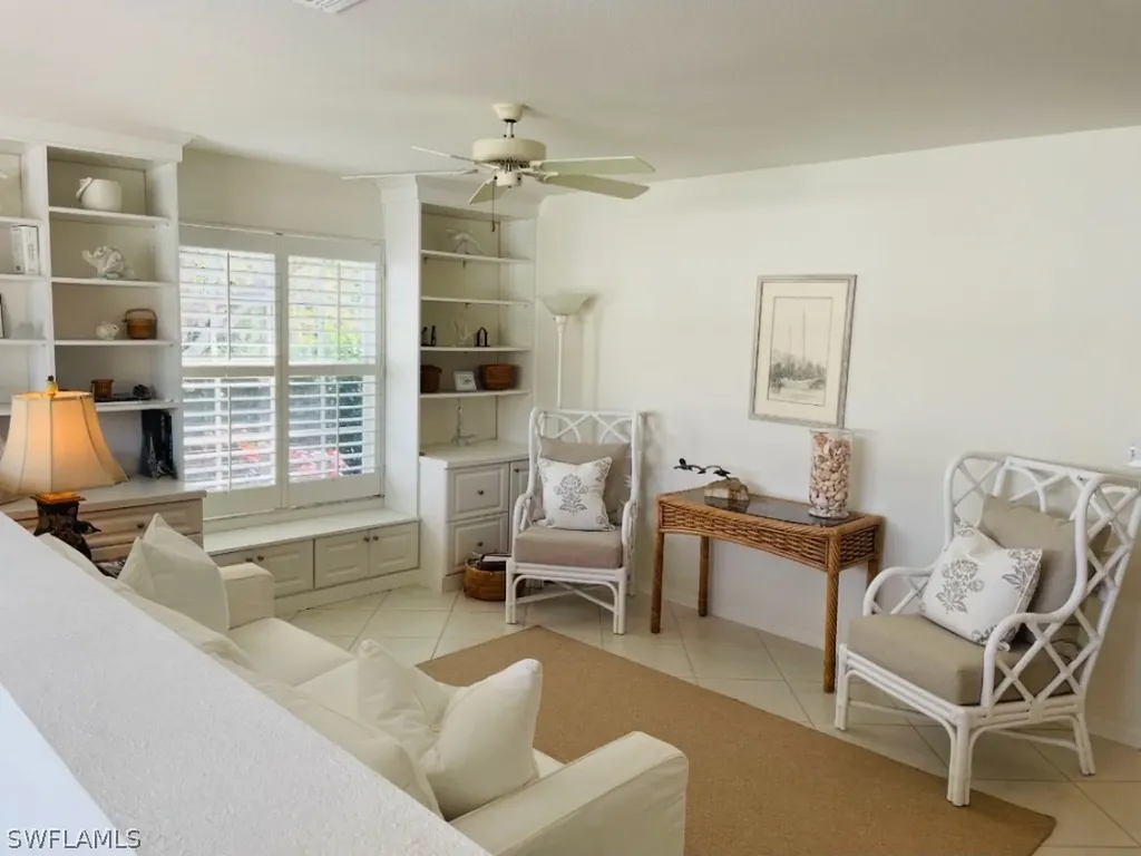 841 Tanbark Drive Naples FL 34108