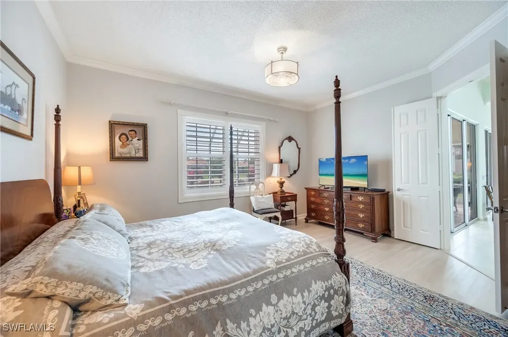 3842 Huelva Court Naples FL 34109
