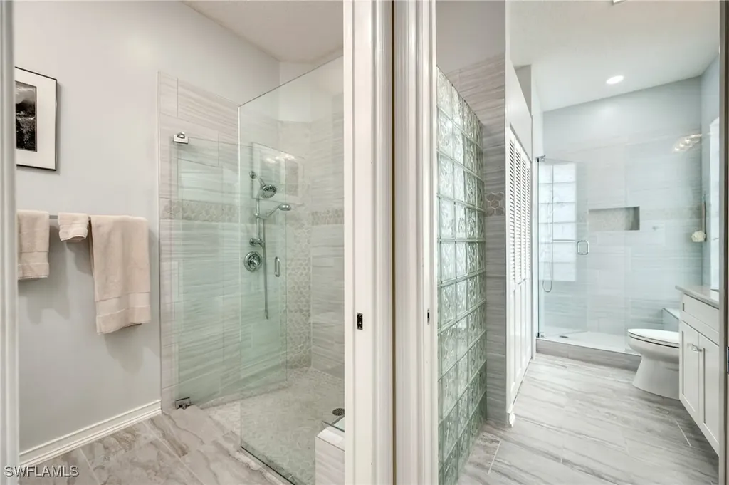 3842 Huelva Court Naples FL 34109