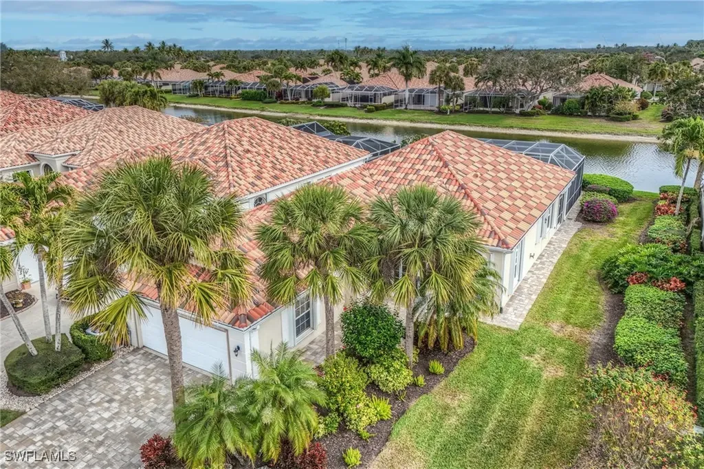 3842 Huelva Court Naples FL 34109
