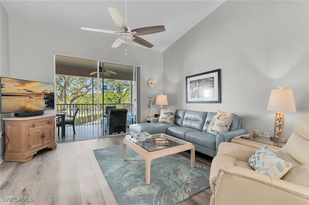 278 Newport Drive Naples FL 34114