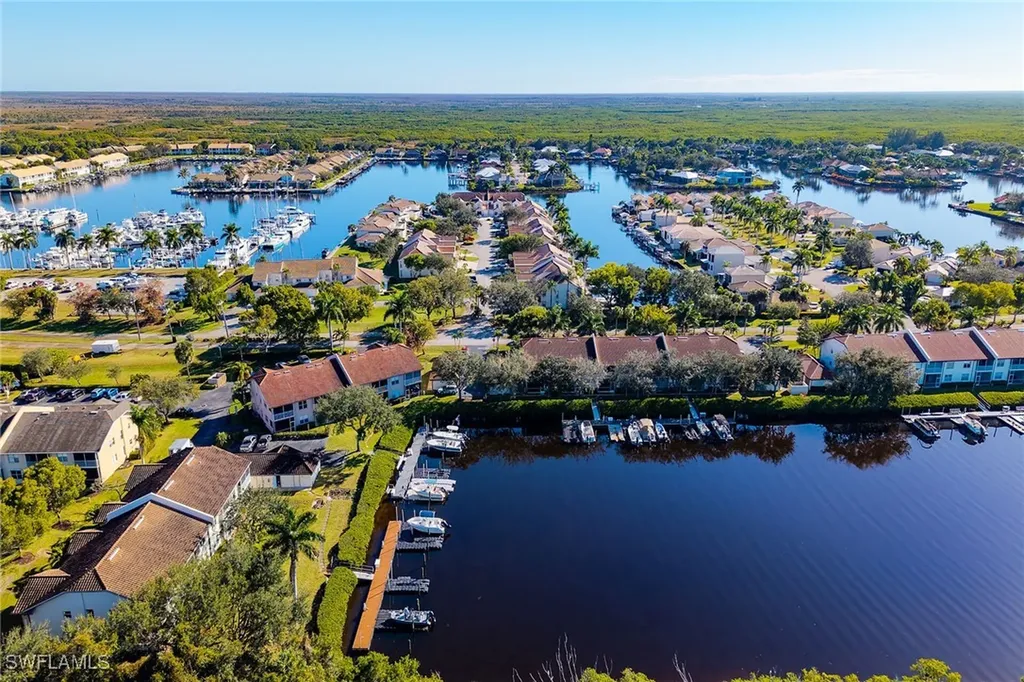 278 Newport Drive Naples FL 34114