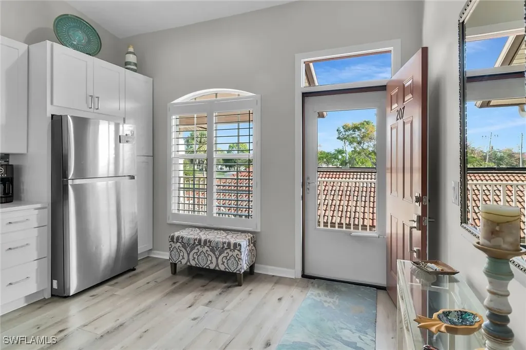 278 Newport Drive Naples FL 34114