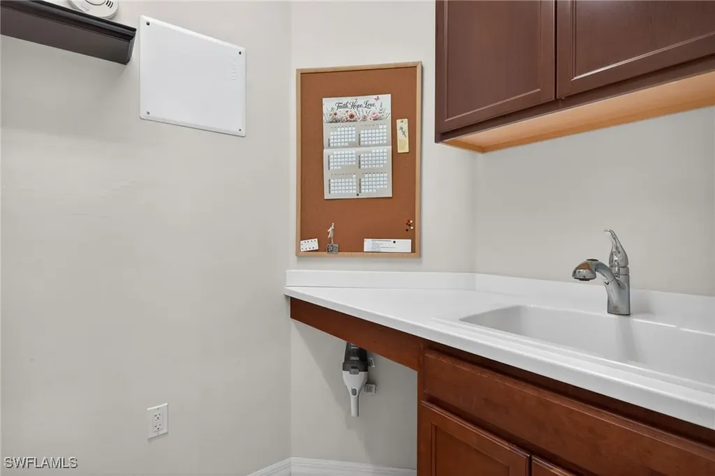 28513 Guinivere Way Bonita Springs FL 34135