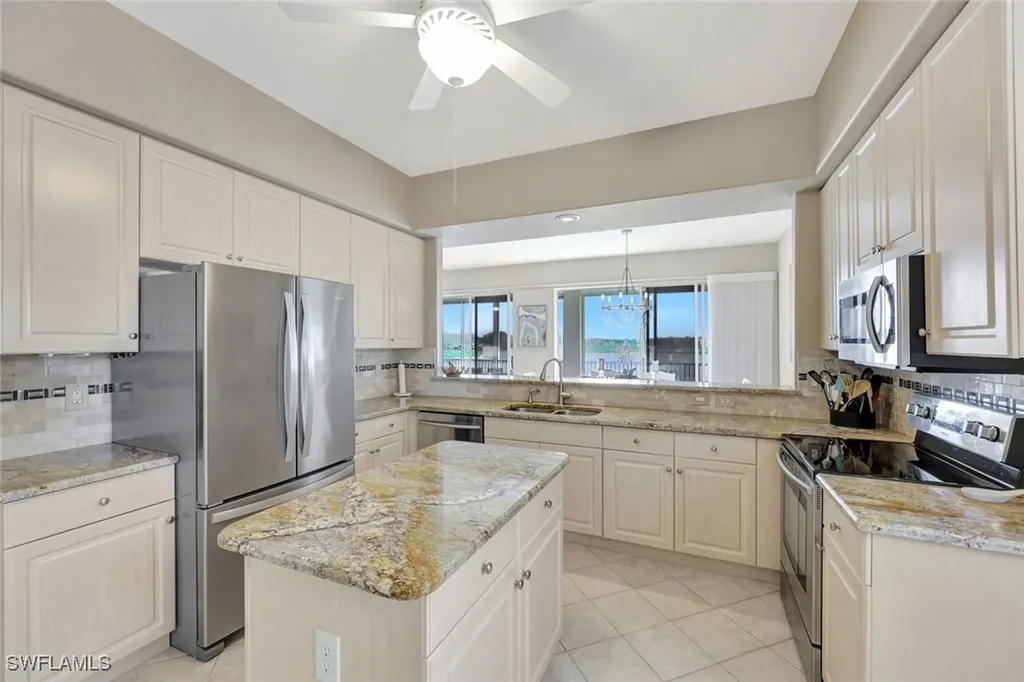 689 Vintage Reserve Circle Naples FL 34119