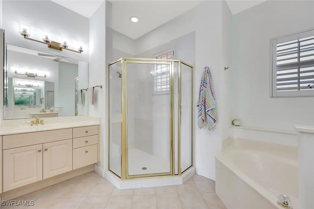 689 Vintage Reserve Circle Naples FL 34119