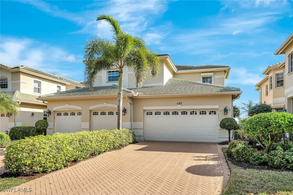 689 Vintage Reserve Circle Naples FL 34119