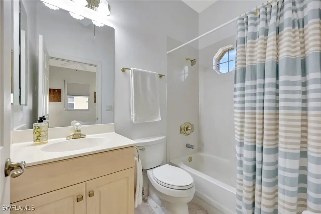 689 Vintage Reserve Circle Naples FL 34119