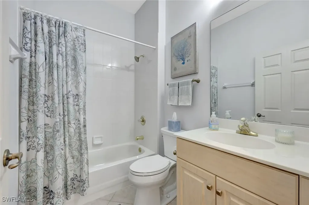 689 Vintage Reserve Circle Naples FL 34119