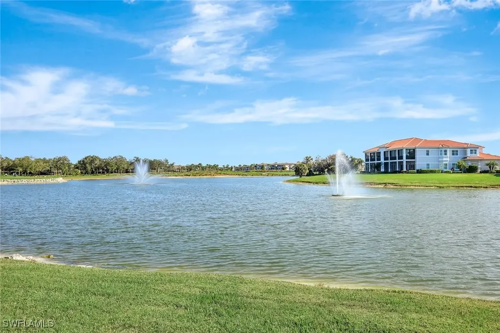 689 Vintage Reserve Circle Naples FL 34119