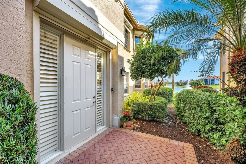 689 Vintage Reserve Circle Naples FL 34119