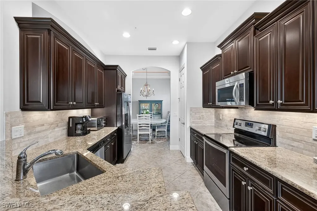 10341 Glastonbury Circle Fort Myers FL 33913