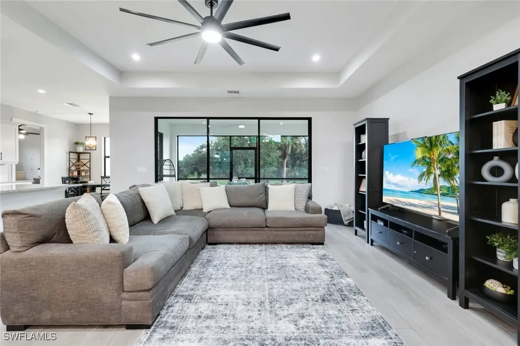 763 35th Avenue NW Naples FL 34120