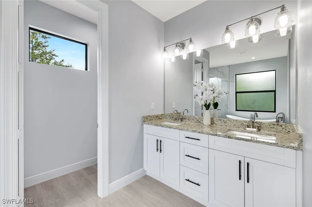 763 35th Avenue NW Naples FL 34120