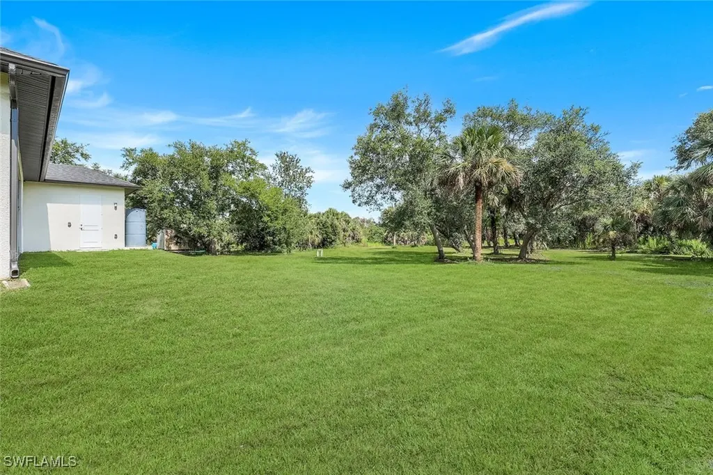 763 35th Avenue NW Naples FL 34120