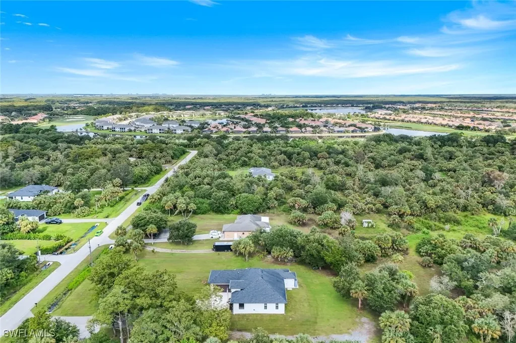 763 35th Avenue NW Naples FL 34120
